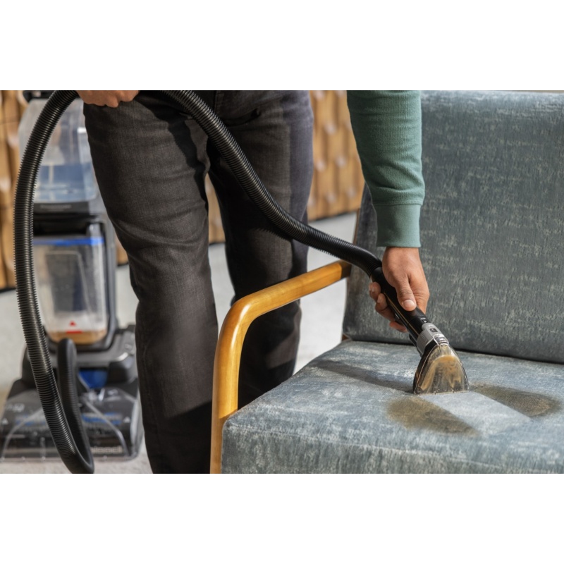 Bissell PowerWash Hydrosteam 4199N diivani puhastus.jpg