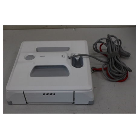 Kasutatud. Renoveeritud HUTT A1 Aknapesurobot